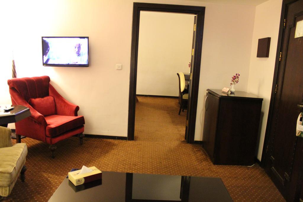 Al Fanar Palace Hotel And Suites Amman Buitenkant foto