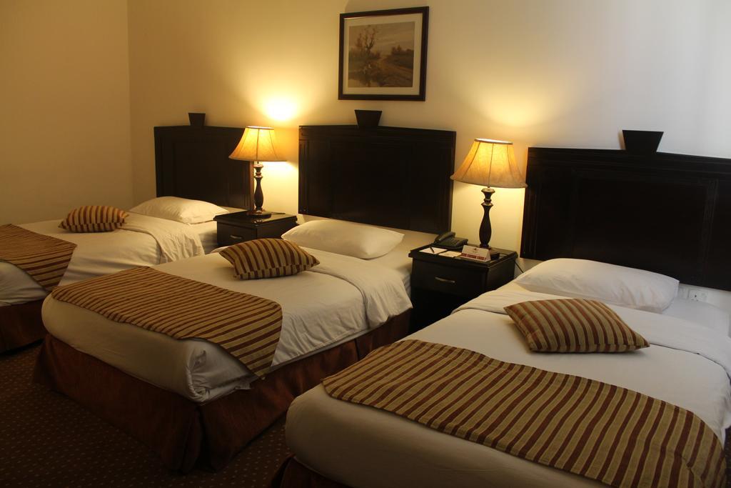 Al Fanar Palace Hotel And Suites Amman Buitenkant foto