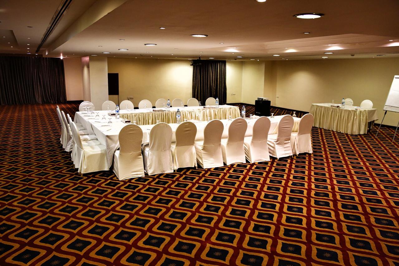 Al Fanar Palace Hotel And Suites Amman Buitenkant foto
