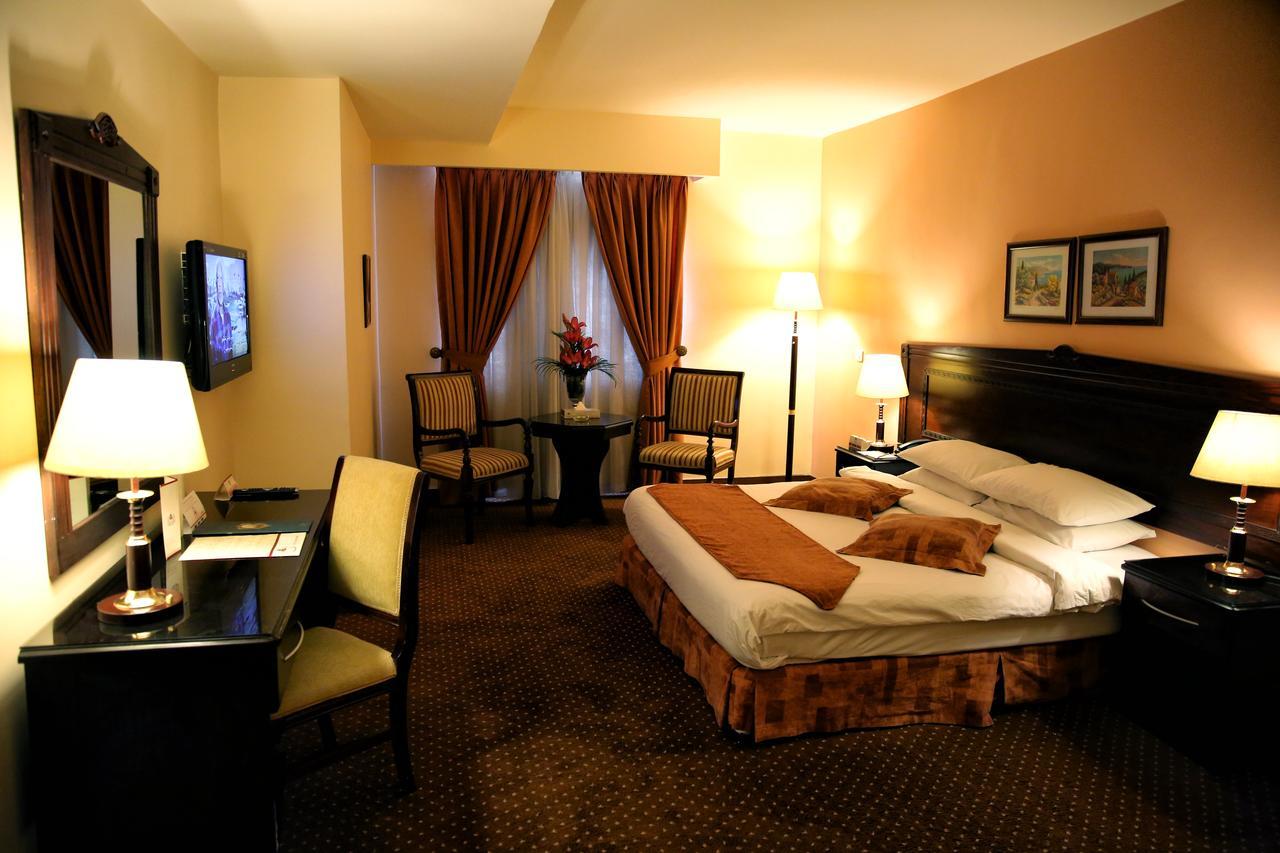 Al Fanar Palace Hotel And Suites Amman Buitenkant foto