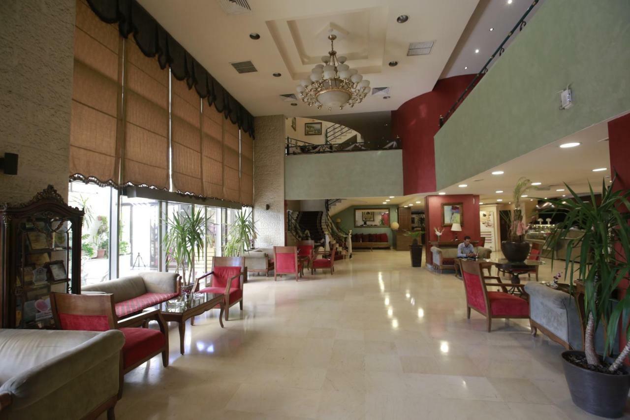 Al Fanar Palace Hotel And Suites Amman Buitenkant foto